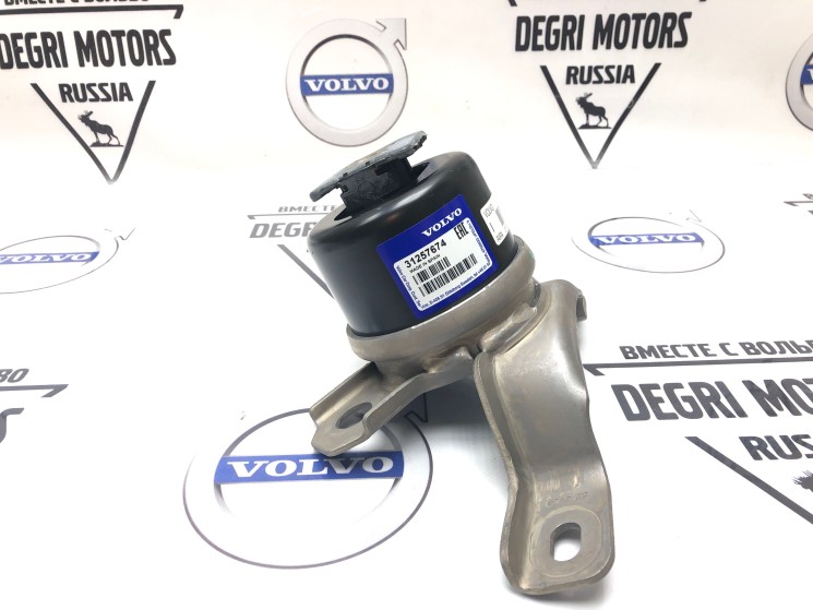 Опора двигателя правая VOLVO S60 II, V70 III, XC70 II, S80 II, XC60 \\ B6304Txx, B6324Sxx, DSL \\ VOLVO Original 31257674