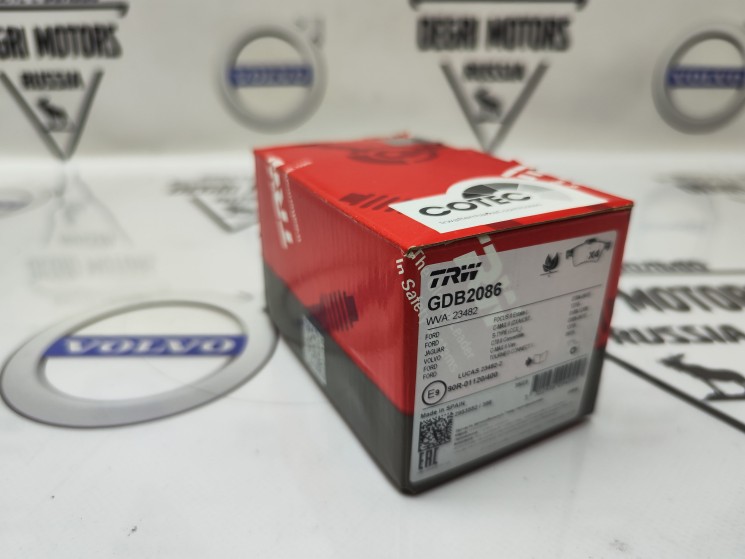 Тормозные колодки,задние \\ TRW GDB2086