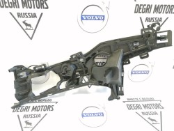 Кронштейн бампера передний левый VOLVO S90, V90 \\ 2017-2022 \\ SWParts SW31383237