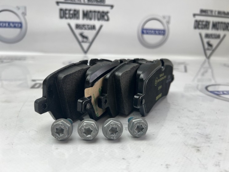 Колодки тормозные задние Land Rover Range Rover L405 \\ Textar 2572001