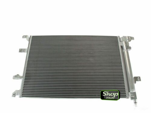 Радиатор кондиционера VOLVO S60, S80, XC70 \\ с 2005 г.в. \\ VOLVO Original 31267200