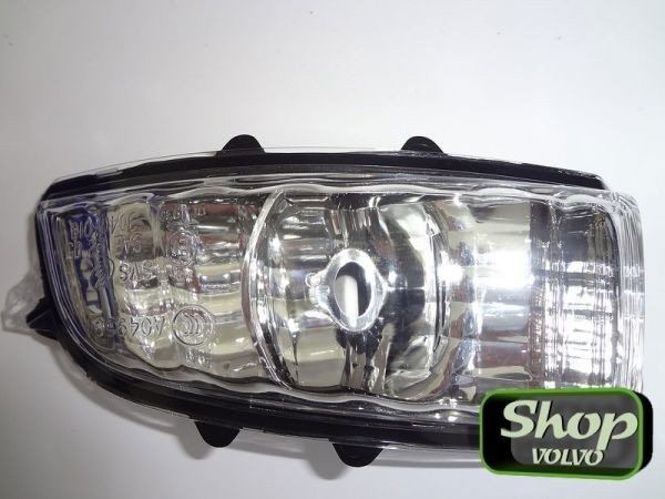 Указатель поворота левый в зеркало Volvo S40 II, S60, S80 II, V40CC \\ VOLVO Original 31111090