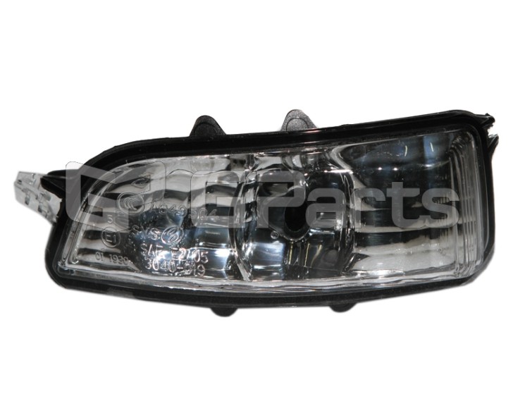 Указатель поворота левый в зеркало Volvo C30, C70 II, S40 II, V50, S60, S80 II, V40 II, V40CC, V70 III, V70 II \\ GParts VO31111090