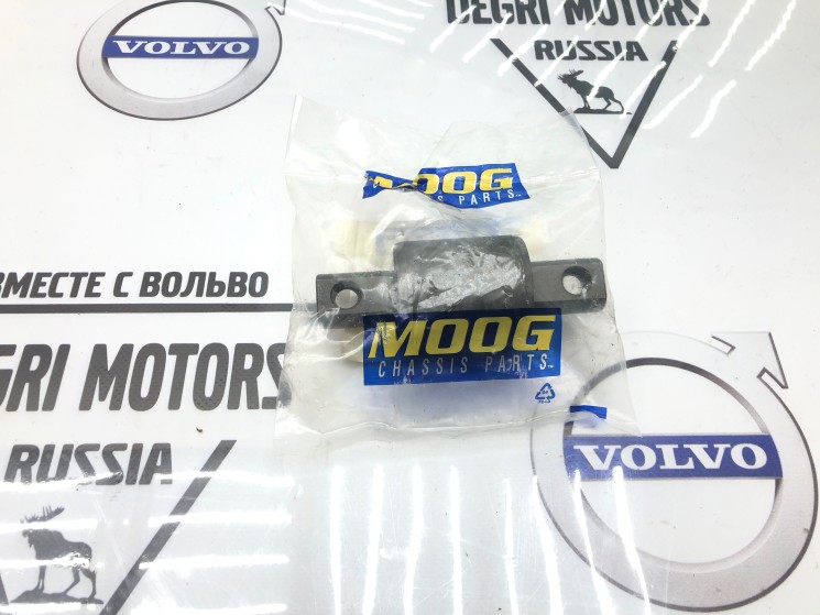 Сайлентблок рычага переднего передний \\ VOLVO S60 (-2009), S80 (-2006), V70 P26, XC70 (2001-2007) \\ MOOG VVSB0424