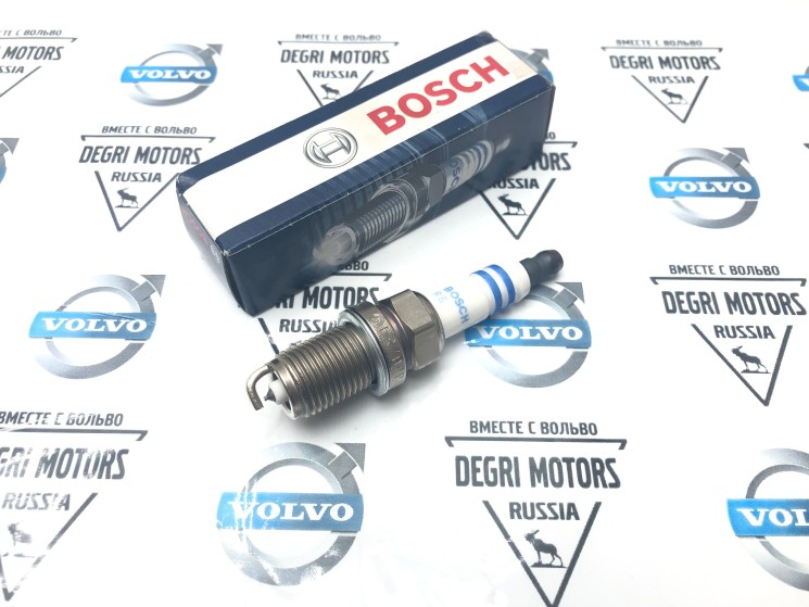 Свеча зажигания Volvo S60, S70/V70, S80, V70 II, 850, V70XC, XC70, XC90 \\ FR7DPP+ (0.7), 1ШТ \\ BOSCH 0 242 235 749