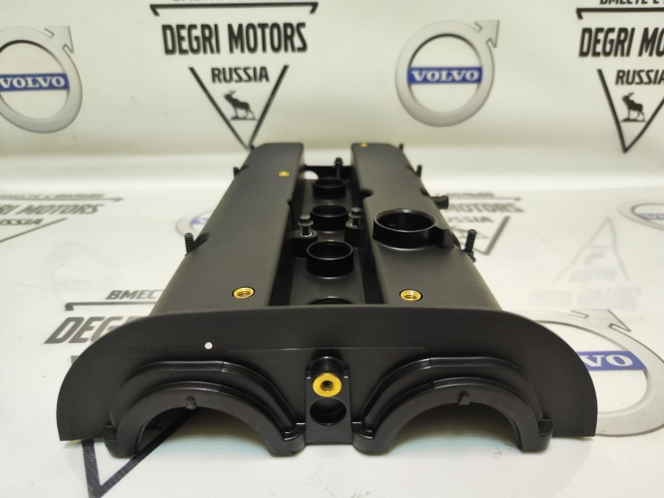 Клапанная крышка Volvo S40 (04-), C30, V50 \\ VOLVO Original 32140096