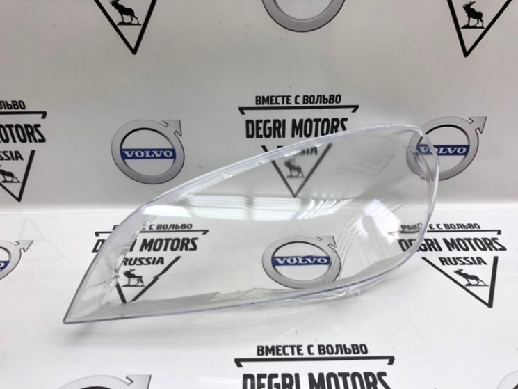Стекло для левой фары VOLVO S60 II \\ 10-13 \\ SWParts SW31420673