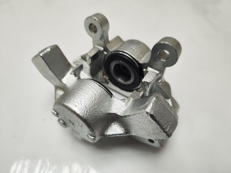 Суппорт тормозной задний левый VOLVO 850, S70, V70 \\ GParts VO5003814