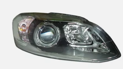 Фара правая Active Xenon XC60  (-17) \\ VALEO 450586