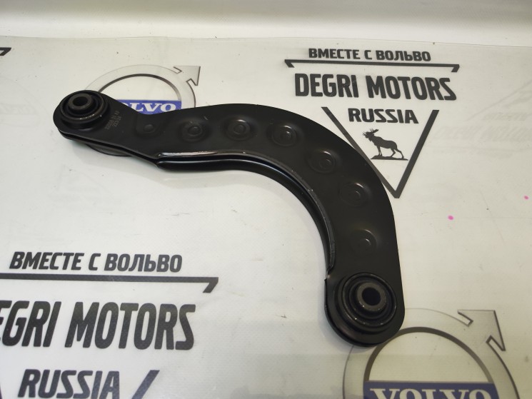 Верхний рычаг задней подвески \\ VOLVO C30, S40, V50 \\ LEMFORDER 32008 01
