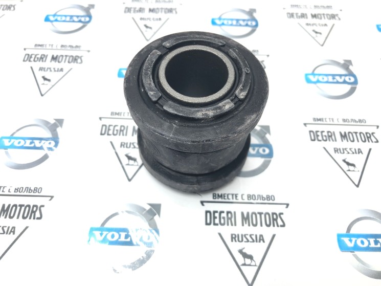 Сайлентблок цапфы задней подвески Вольво S60, V70 II, S80, ХС90 \\ Sidem 867708