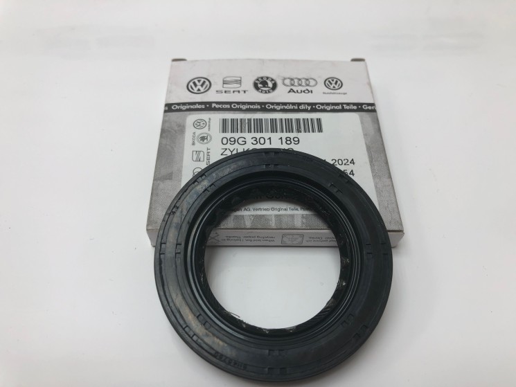 Сальник левого привода АКПП Volvo \\ AW50-42, AW55-50/51SN, AW50/51AWD \\ VAG 09G301189