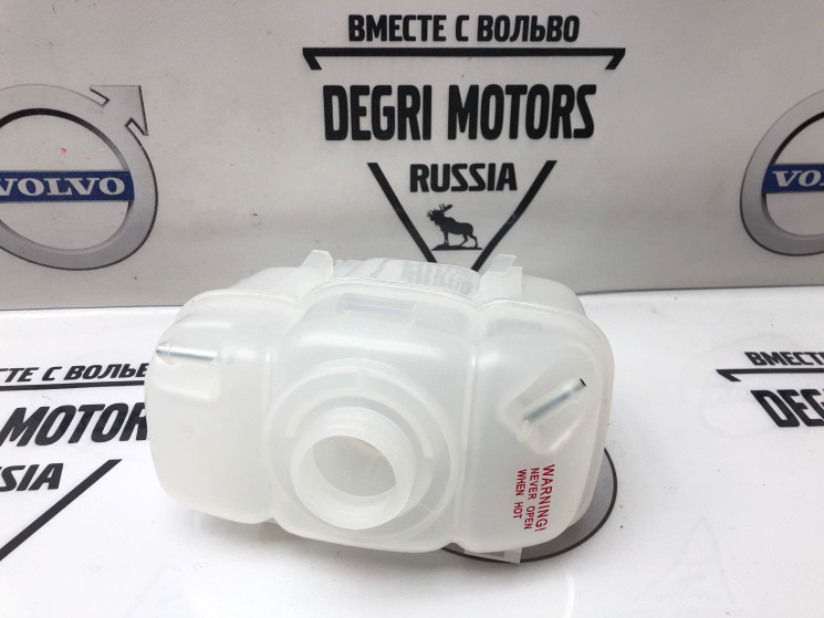 Расширительный бачок VOLVO S80 (-06), XC90 \\ GParts VO30760100