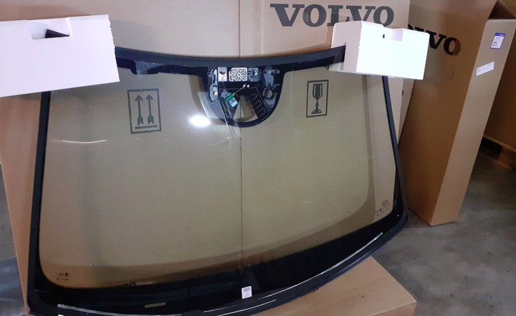 Стекло лобовое готовое к установке VOLVO XC90 II \\ VOLVO Original 32368950