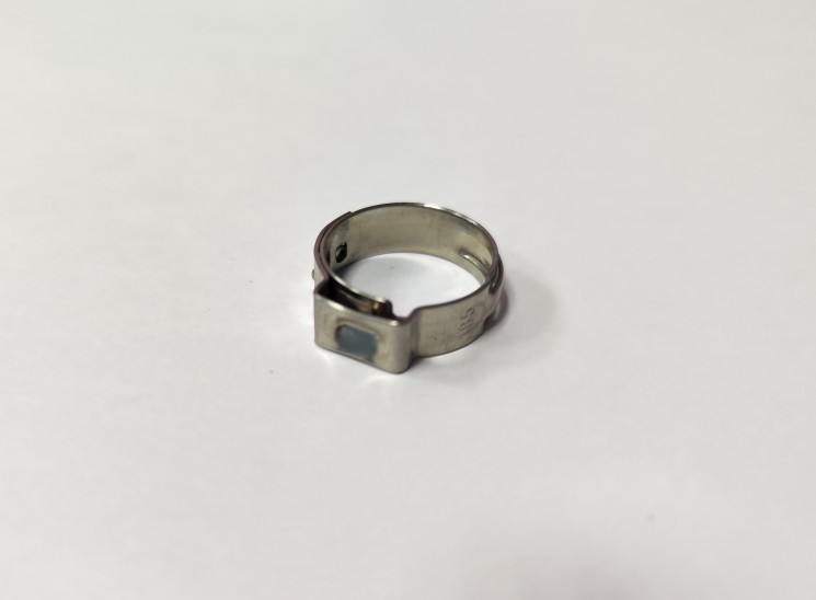 Хомут шланга 18,5 мм вакуумного усилителя тормозов Вольво S60, S80, V70 II, XC70, XC90 \\ SW Parts SW30640776