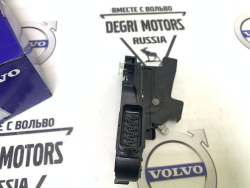 Замок передний левой двери Вольво XC70 II \\ VOLVO (Original) 31416681