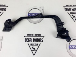 Кронштейн бампера левый передний VOLVO XC90 II // SWParts SW31383679