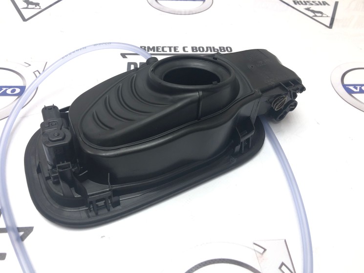 Защелка лючка топливного бака Volvo XC60 II \\ VOLVO Original 32227338