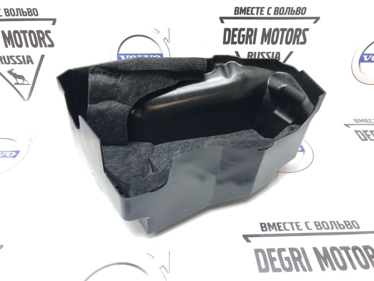 Крышка защитная насоса пневмасистемы Volvo XC90 II, S90 II, V90 II, V90CC, XC60 II \\ VOLVO 31360722