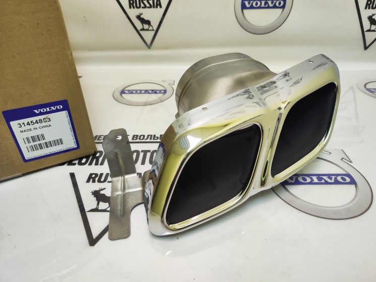 Насадка глушителя левая XC60 (18-) \\ VOLVO (Original) 31454853