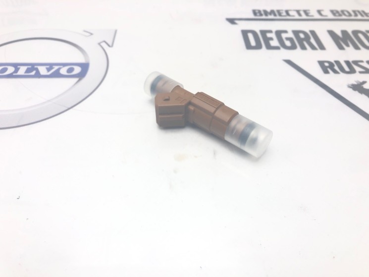 Форсунка бензиновая S60/80/V70/XC 99-09, S/V70 99-00 Турбо \\ BOSCH 0 280 155 831