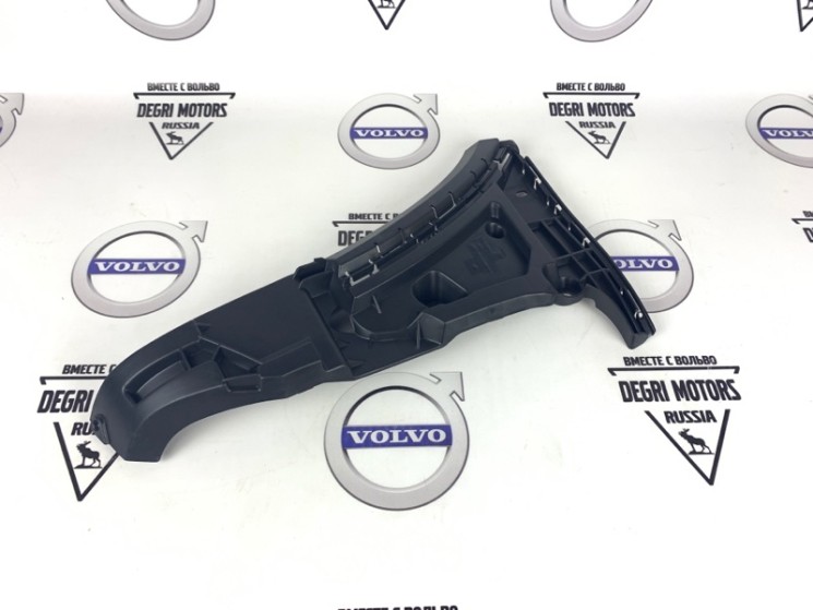 Кронштейн переднего бампера правый Вольво ХС90 \\ 07- \\ SW-Parts SW30698129