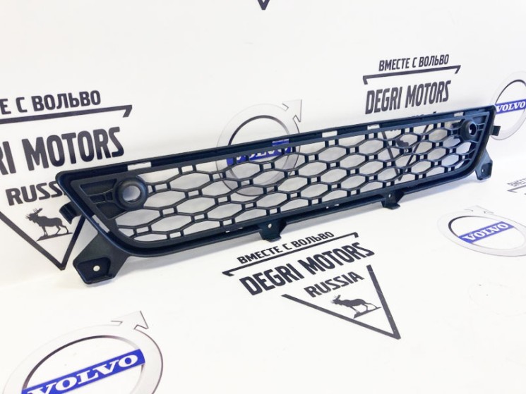 Решетка переднего бампера нижняя VOLVO XC60 \\ с парктроником \\ GParts VO31294054