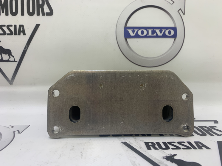 Маслоохладитель дизельного двигателя VOLVO S60 II, S80 II, XC60, XC70 II \\ VOLVO Original 31325045