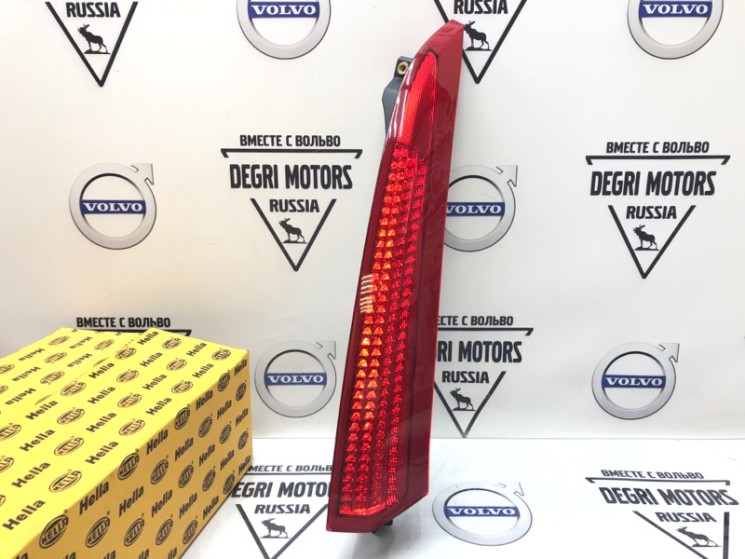 Фонарь задний правый верхний Volvo XC90 \\ HELLA 2XX 009 277-041