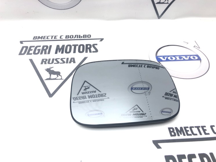 Зеркальный элемент, левый Volvo XC70, XC70 II, XC90 \\ GParts VO30716137