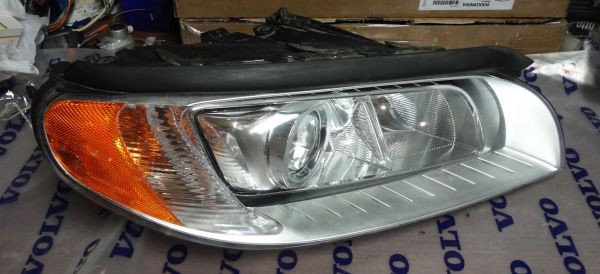 Фара линзованная ксенон правая VOLVO S80 II, XC70 II, V70 III \\ б\у запчасти \\ VOLVO (original) 31395155BU (1)