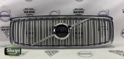Решетка радиатора Вольво XC90 II \\ под камеру \\ VOLVO Original 31425936 