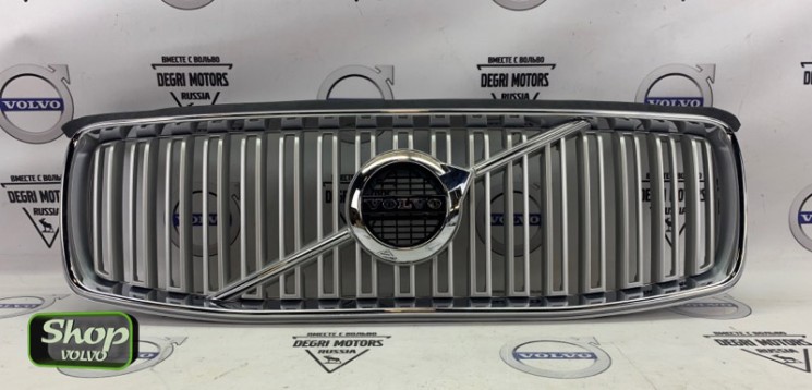 Решетка радиатора Вольво XC90 II \\ под камеру \\ VOLVO Original 31425936 