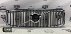 Решетка радиатора Вольво XC90 II \\ под камеру \\ VOLVO Original 31425936 