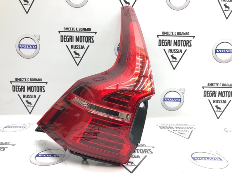 Фонарь задний левый Volvo Xc60 II \\ VOLVO Original 31689336