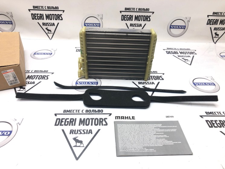 Радиатор отопителя печки VOLVO S60 S80 XC70 XC90 \\ BEHR-HELLA 8FH 351 311-391