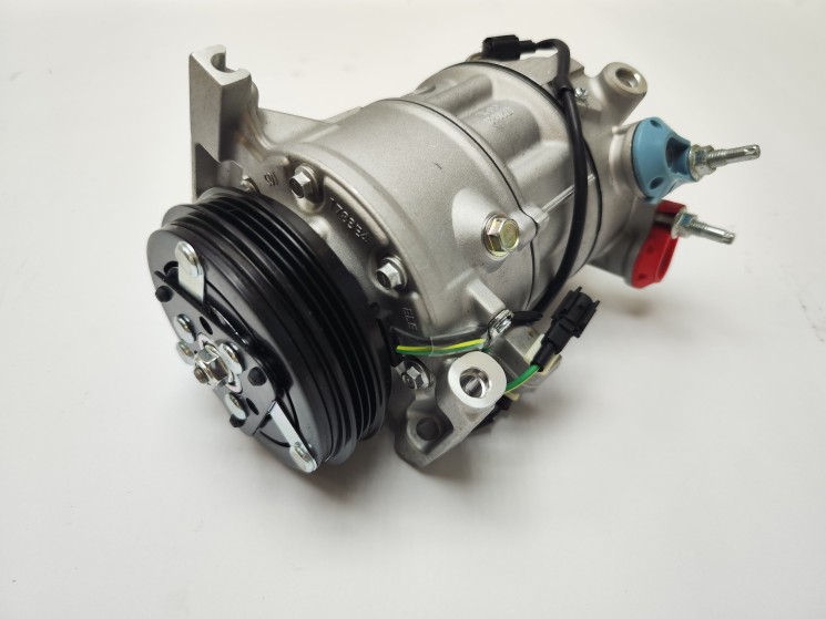 Компрессор кондиционера Volvo S60 II, S80 II, XC60, XC70 II \\ SW Parts SW36001462