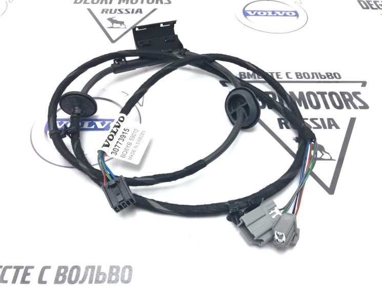 Жгут проводов крышки багажника Volvo S60 \\ VOLVO Original 30773915 