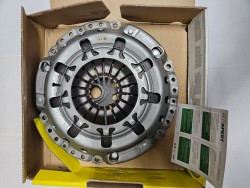 Комплект сцепления для VOLVO S60, S80, S40 I, S40 II, XC70, V70, C70 \\ с 2002 года \\ LUK Германия 623 3151 09