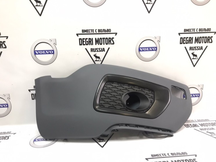 Накладка правая переднего бампера в грунте, под покраску VOLVO XC70 II \\ SWParts SW31378966G