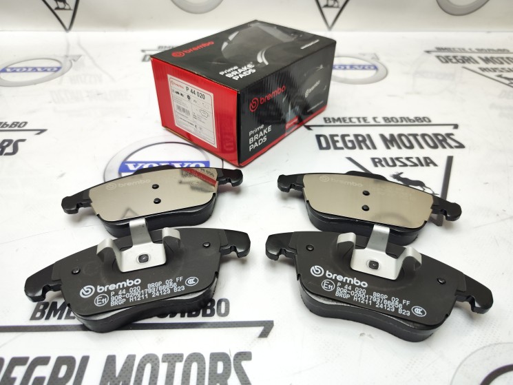 Тормозные колодки передние 16'' VOLVO S80 II, XC70 II, S60 II \\ 300 мм \\ BREMBO P44020