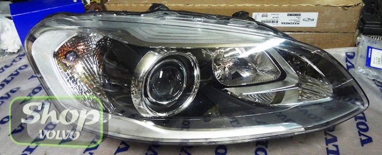 Фара правая Active Xenon VOLVO XC60 (14-) \\ VOLVO Original 31698809