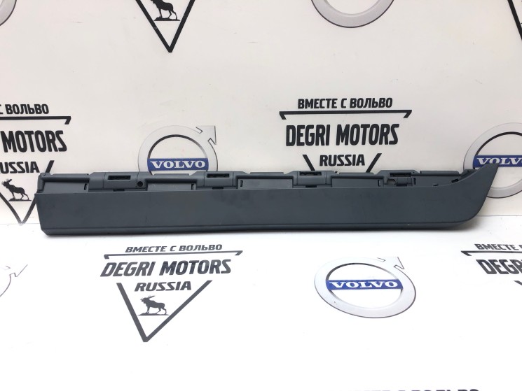 Накладка двери задней левой, неокрашенная Volvo XC60 -2017 \\ VOLVO Original 39821369