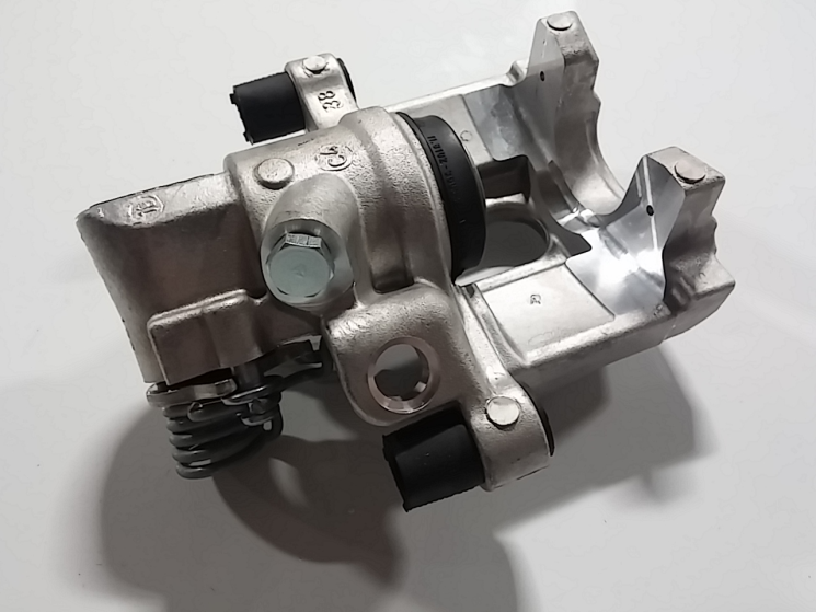 Тормозной суппорт задний правый Volvo C30, C70 II, S40 II, V50 \\ VOLVO Original 36000903