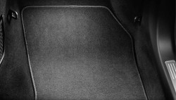 Коврики, пол салона, текстиль черные VOLVO XC60 II \\ комплект \\ VOLVO Original 32216555