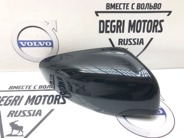 Крышка зеркала правого Вольво ХС60 (14-) \\ VOLVO Original 39821930 