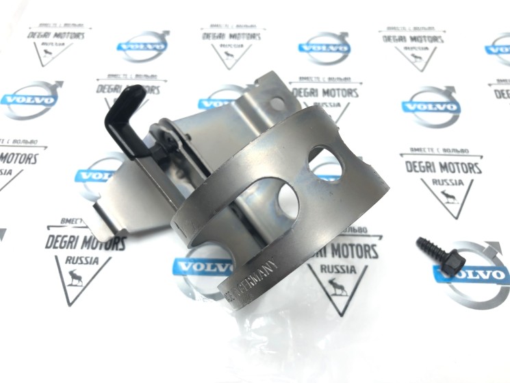 Кронштейн топливного фильтра Volvo S40 II, C70 II, C30, V50 \\ VOLVO Original 31271606