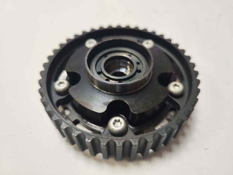 Муфта выпуск V.V.T. распредвала VOLVO S60 II, S80 II, V70 III, S40 II, C30, V50 \\ SW Parts SW30646225