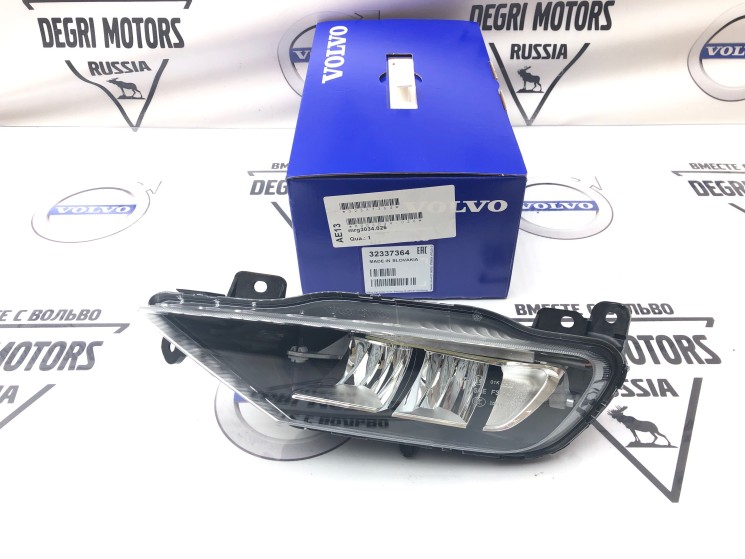 Передний протифотуманный фонарь  левый VOLVO \\ VOLVO 32337364