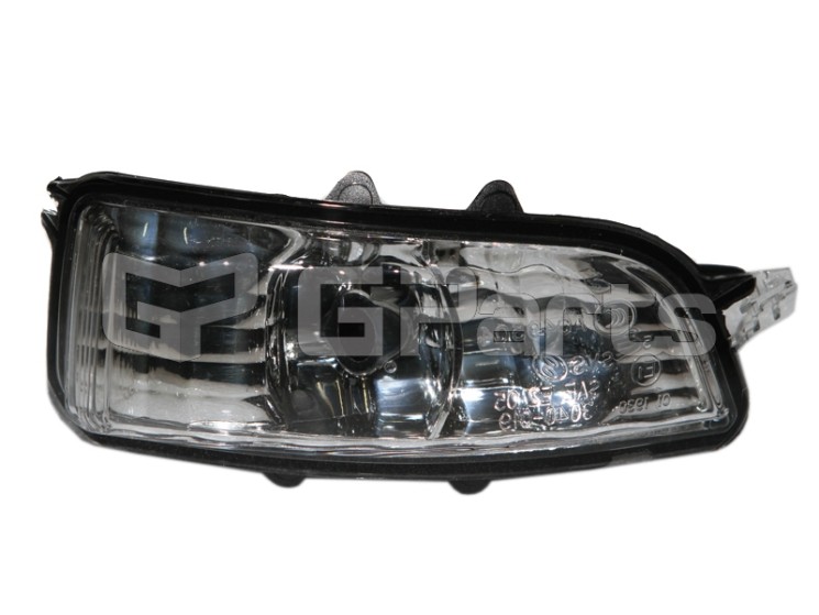 Указатель поворота правый в зеркало Volvo C30, C70 II, S40 II, S60, S80 II, V40CC \\ c 2007 года \\ GParts VO31111102